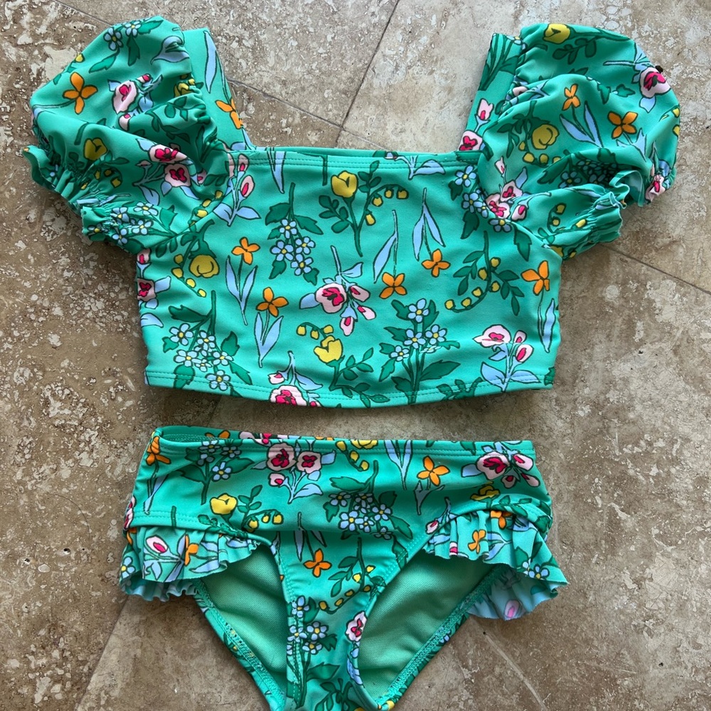 Cat & Jack girls’ 4T green floral 2-piece swimsuit set